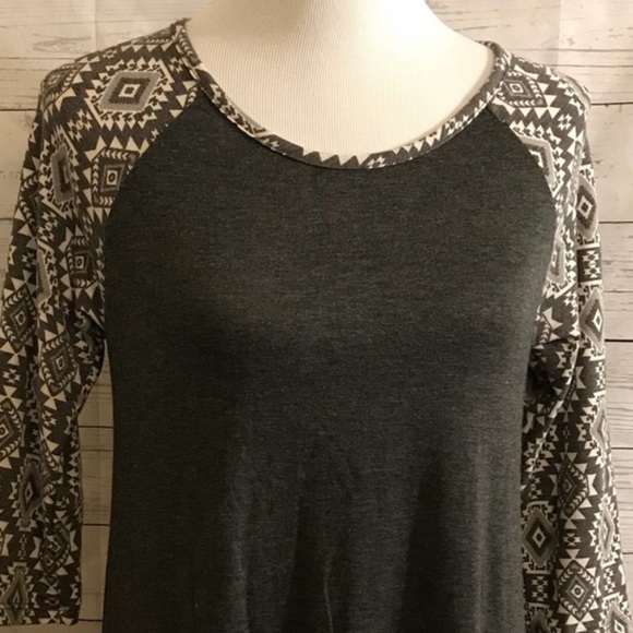 Tribal Print Baseball Cut Grey Top - Picture 2 of 5